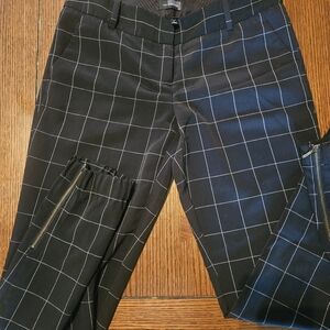 The Limited Black Checkered Cargo Pants
